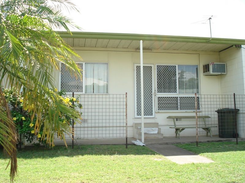 4/17 Nicholson Street/ Cnr Costello, Allenstown QLD 4700