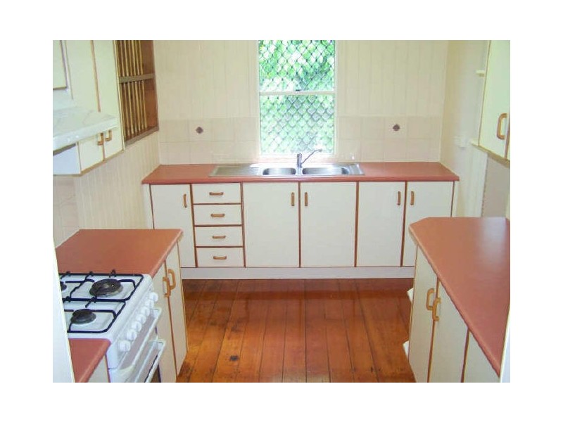 2 Grant Street, Allenstown QLD 4700