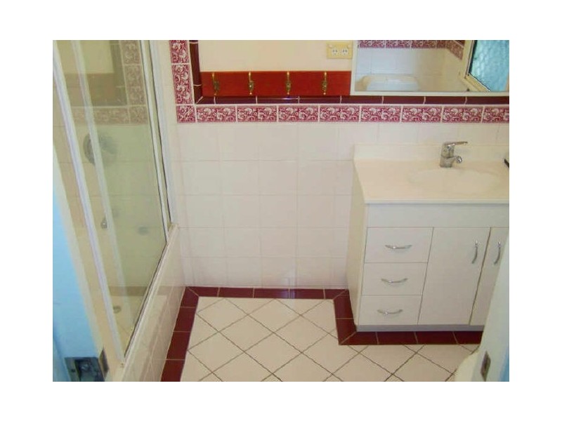 2 Grant Street, Allenstown QLD 4700