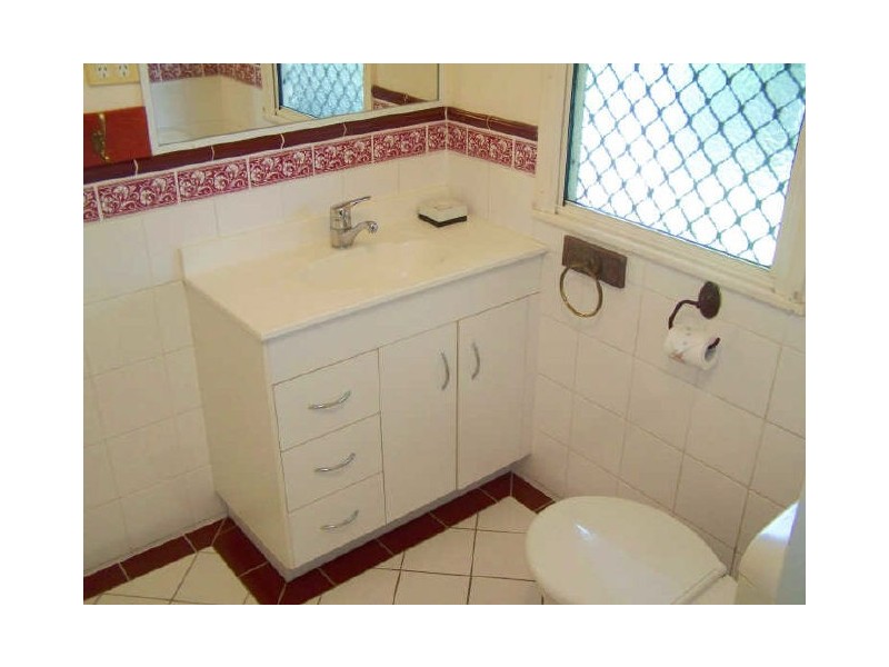 2 Grant Street, Allenstown QLD 4700