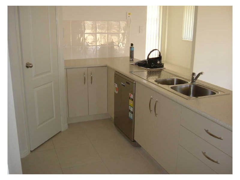 19 Annie Close, Gracemere QLD 4702