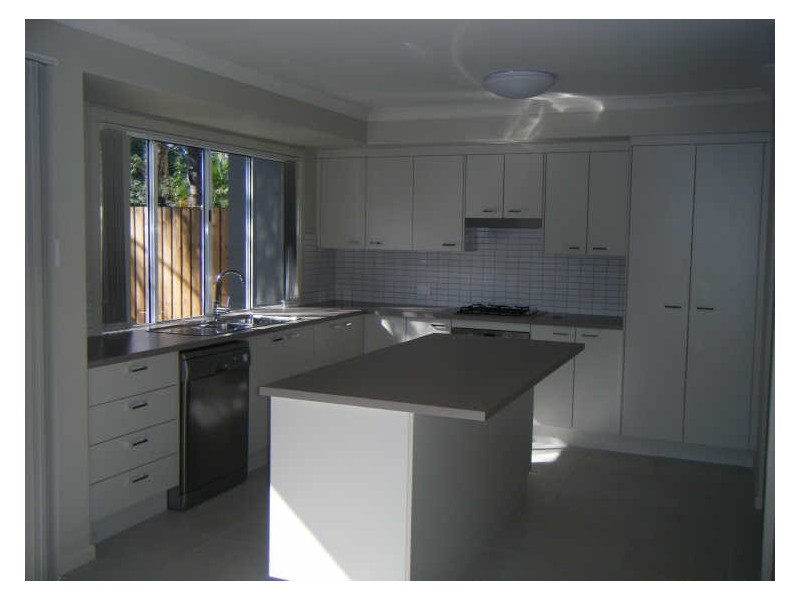 2/93 Talford Street, Allenstown QLD 4700