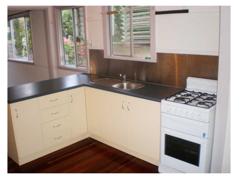 15 Stickley Street, Allenstown QLD 4700