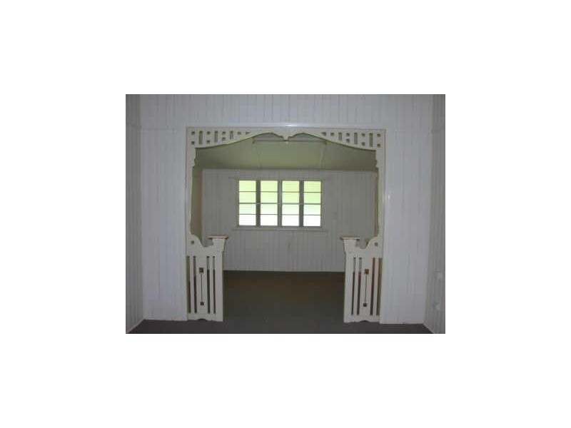 79 Mckean Street, Berserker QLD 4701