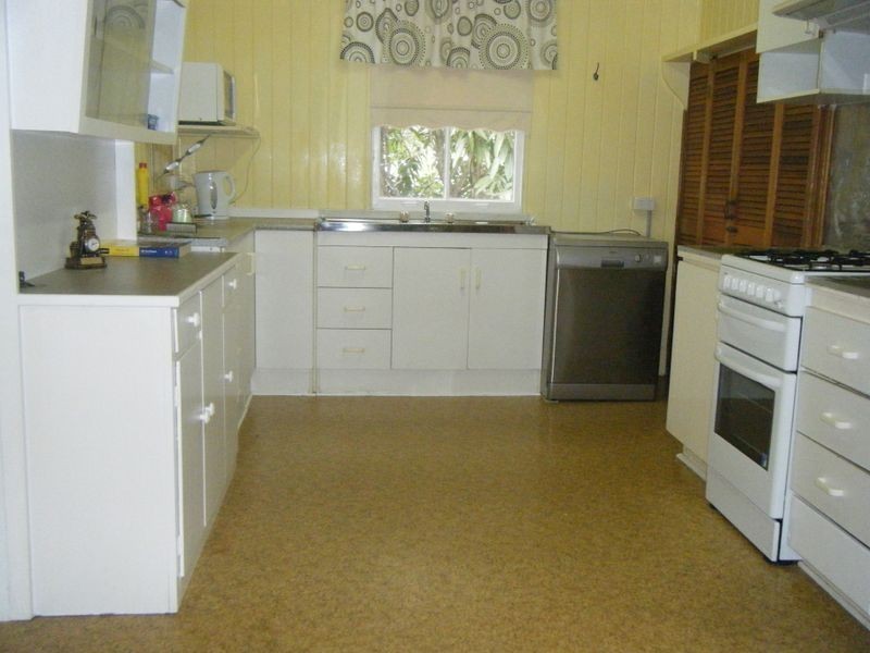 11 Knutsford Street, Rockhampton QLD 4700