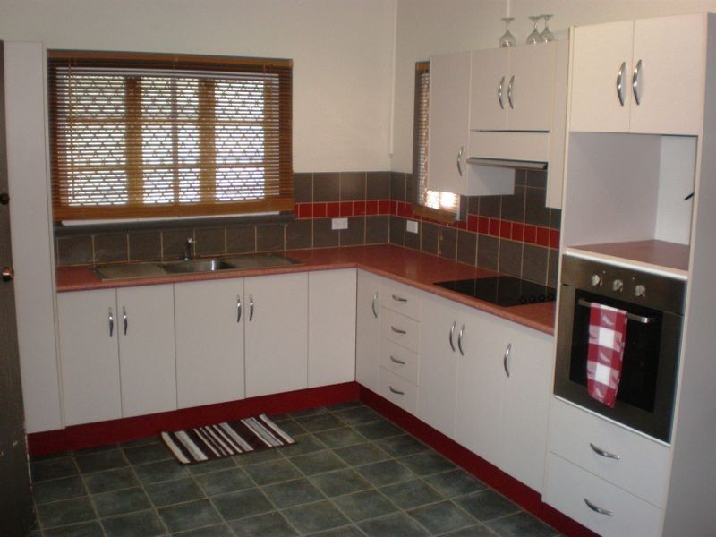 27 Stanley Street, Allenstown QLD 4700