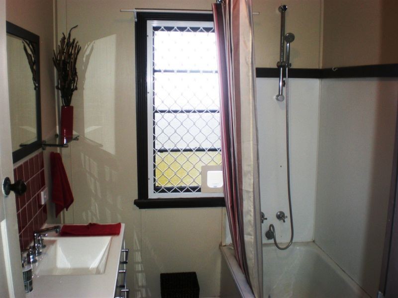 27 Stanley Street, Allenstown QLD 4700