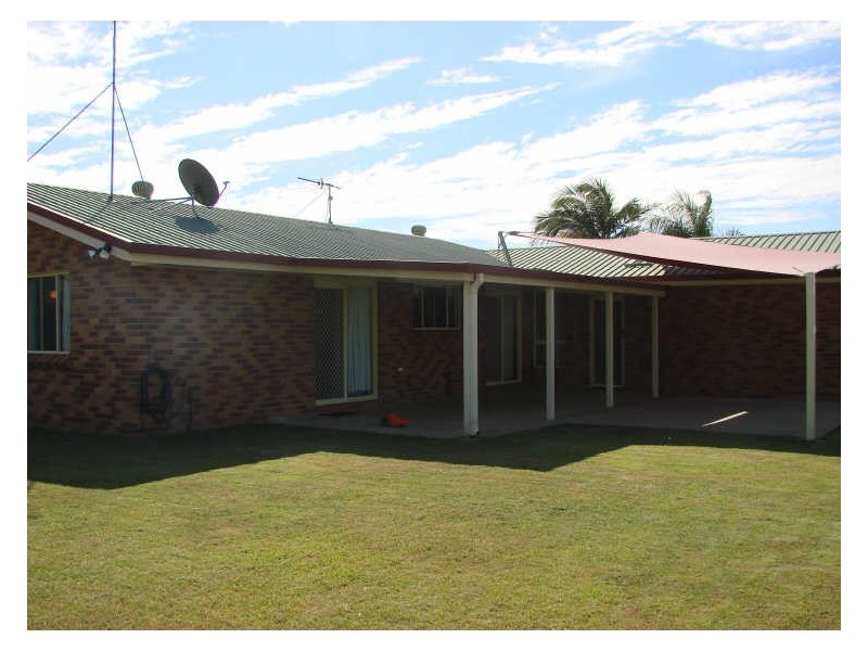 8 Hicks Close, Gracemere QLD 4702