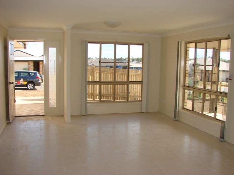 21 Joseph Street, Gracemere QLD 4702