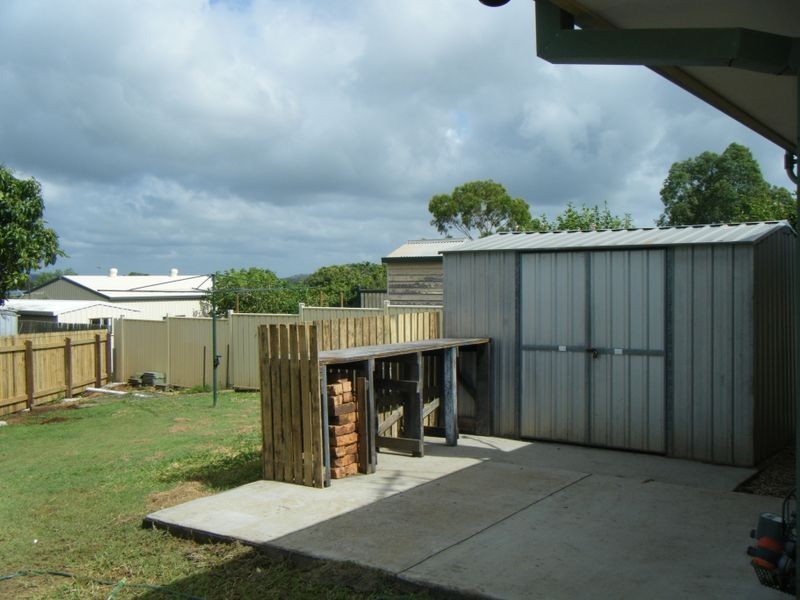 3 Roy Place, Gracemere QLD 4702