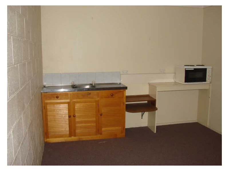 29 Thompson Ave, Mount Morgan QLD 4714