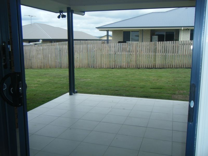 12 Audrey Drive, Gracemere QLD 4702