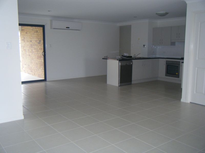 12 Audrey Drive, Gracemere QLD 4702