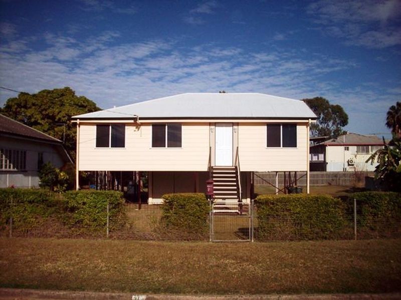 21 Alexandra Street, Park Avenue QLD 4701