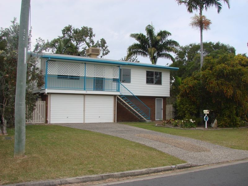 21 Elwing Street, Kawana QLD 4701