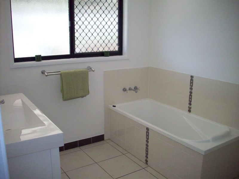 46 Peppermint Drive, Kawana QLD 4701