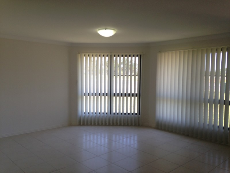 44 Lucas Street, Gracemere QLD 4702