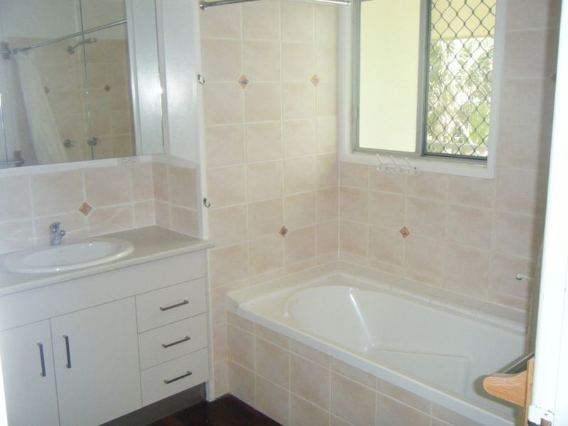 335 Marsh Avenue, Frenchville QLD 4701