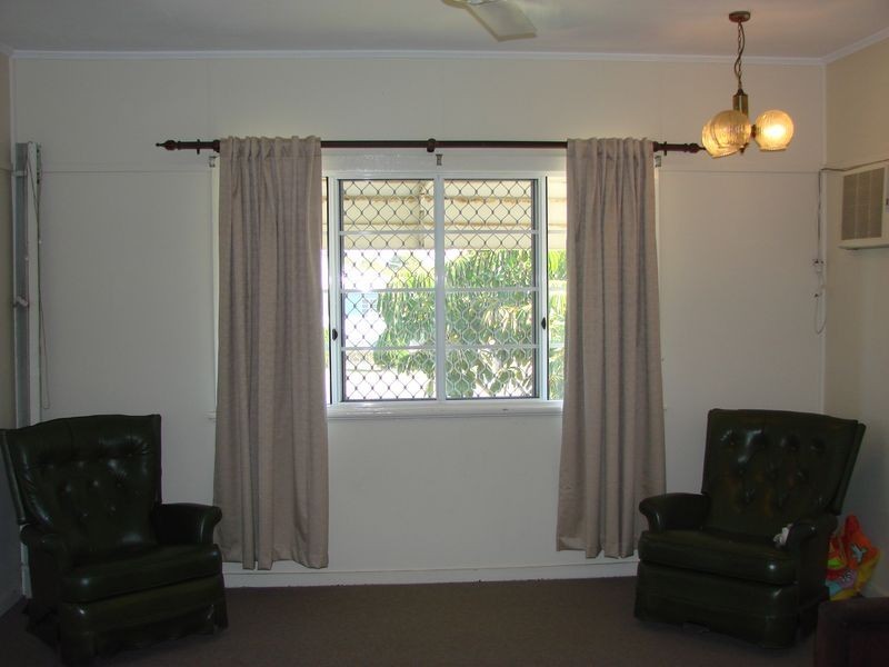 7 Cowap Street, Park Avenue QLD 4701