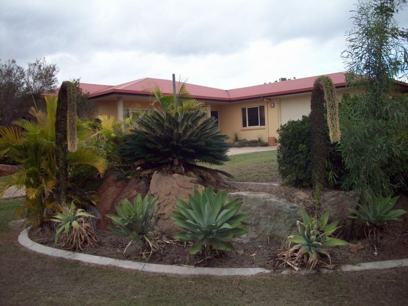 8 Mark Acton Close, Rockyview QLD 4701