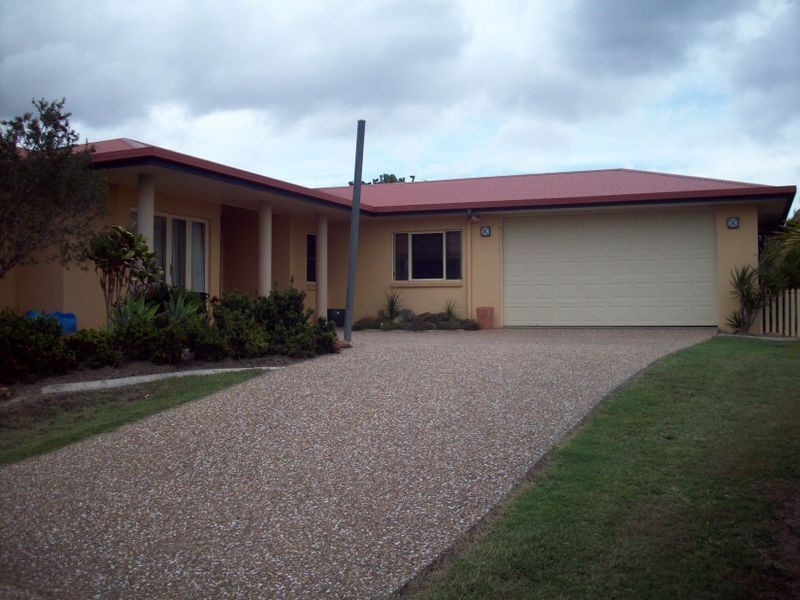 8 Mark Acton Close, Rockyview QLD 4701