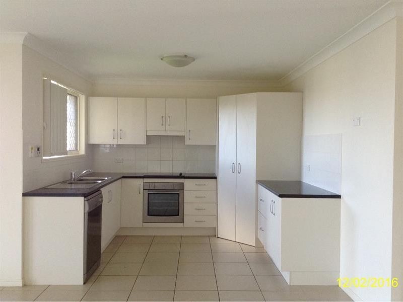 54 Lucas Street, Gracemere QLD 4702