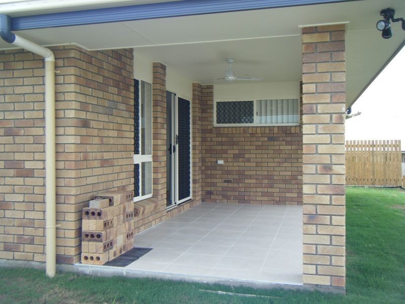 54 Lucas Street, Gracemere QLD 4702