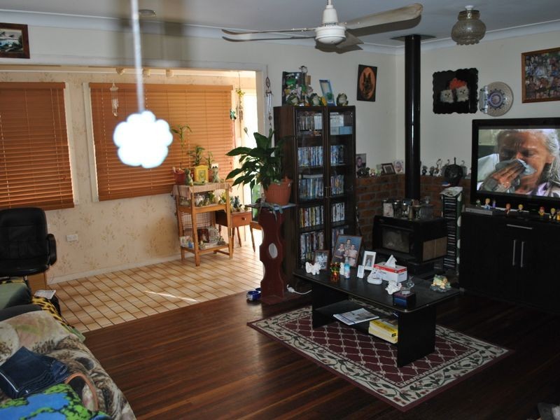 52 Gray Street, Park Avenue QLD 4701