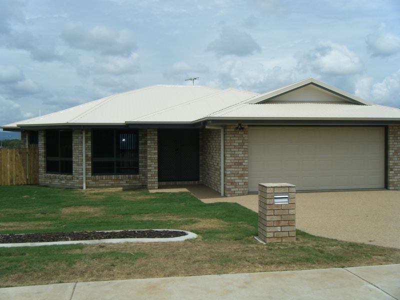 30 Lucas Street, Gracemere QLD 4702