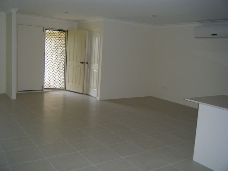 32 Lucas Street, Gracemere QLD 4702