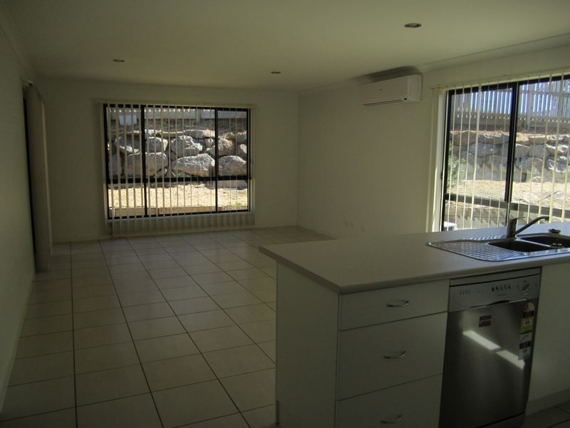 7 Angela Court, Gracemere QLD 4702