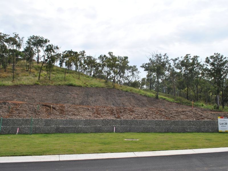 29/33 Woodland Drive, Frenchville QLD 4701