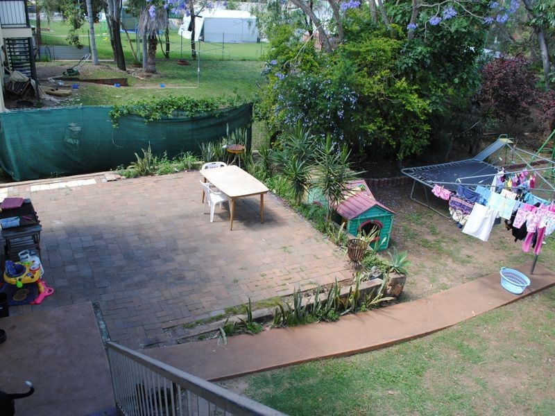 13 Cowan Street, Gracemere QLD 4702