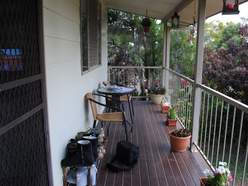 13 Cowan Street, Gracemere QLD 4702