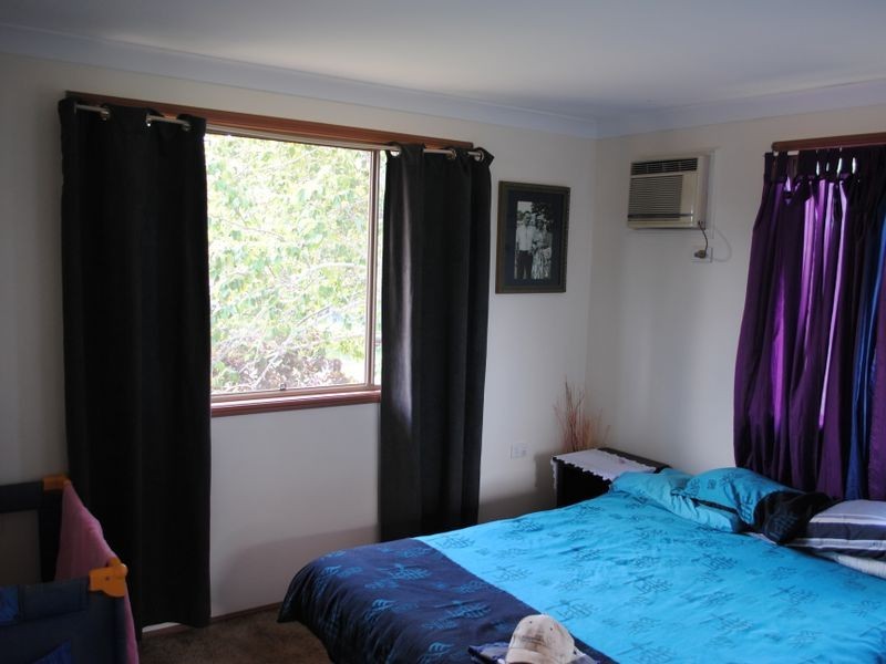 13 Cowan Street, Gracemere QLD 4702