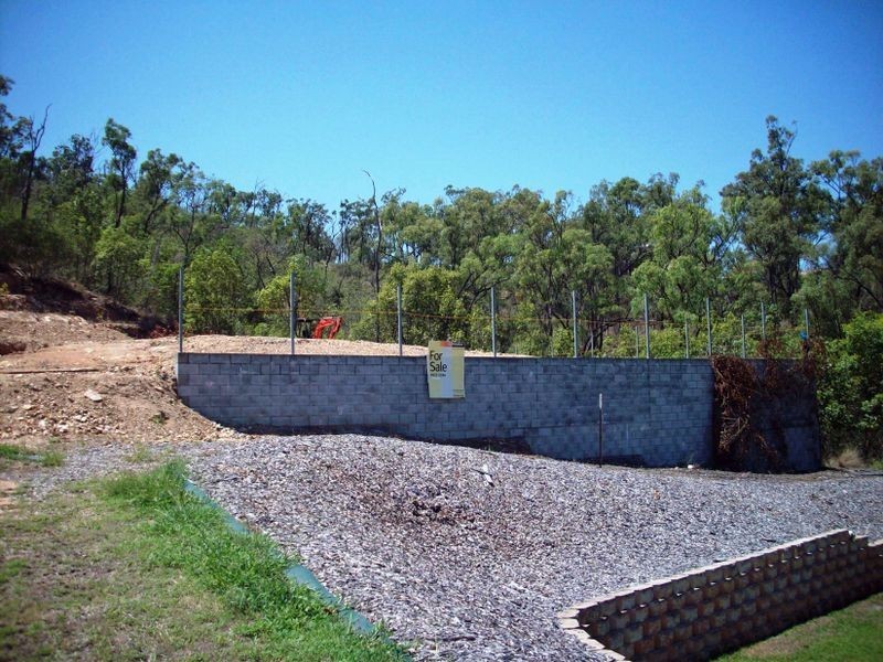 12 Magnolia Court, Frenchville QLD 4701