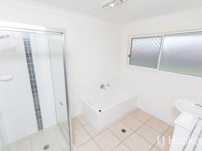23 Doongarra Crescent, Gracemere QLD 4702