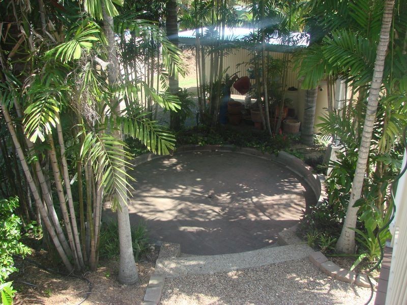 65 Thompson Street, Park Avenue QLD 4701