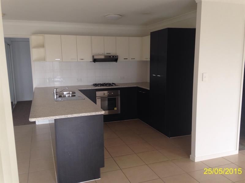 10 Violet Drive, Gracemere QLD 4702