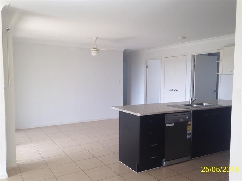 10 Violet Drive, Gracemere QLD 4702