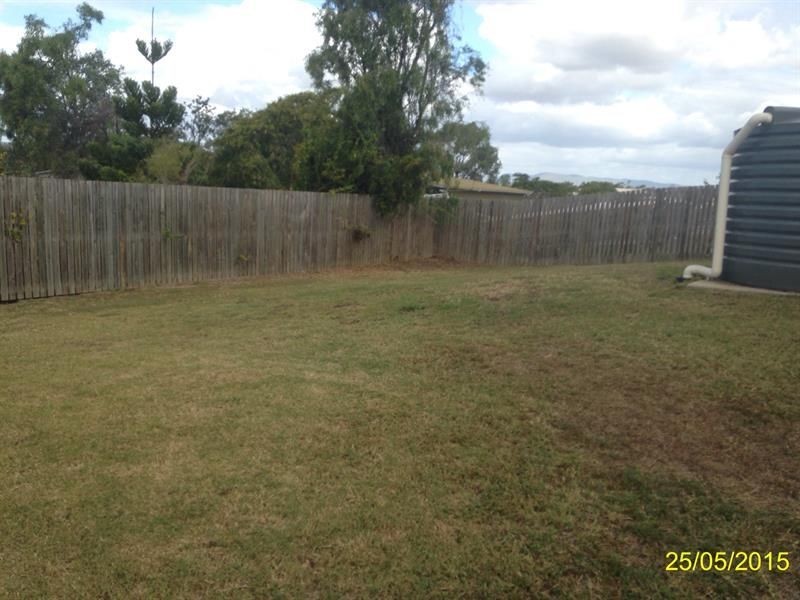 10 Violet Drive, Gracemere QLD 4702