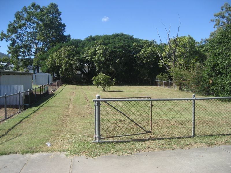 252 Dean Street, Berserker QLD 4701