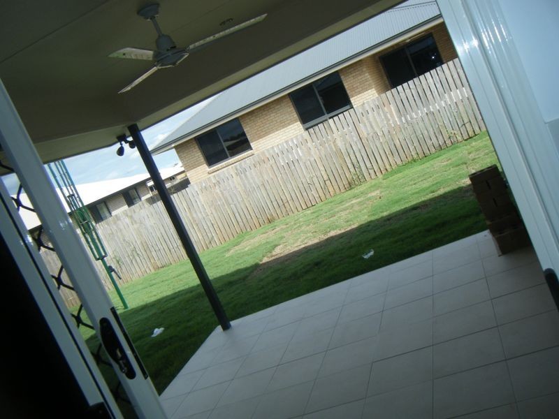 14 Kate Street, Gracemere QLD 4702