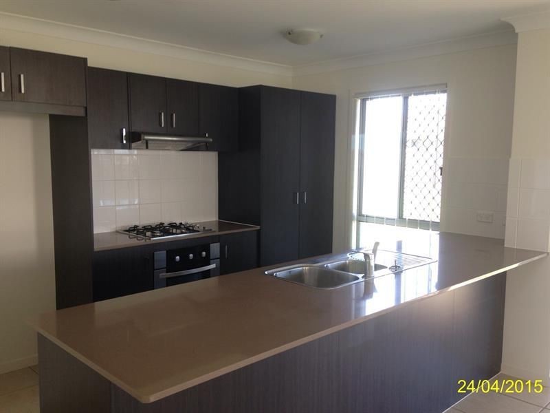 16 Chatterton Boulevard, Gracemere QLD 4702