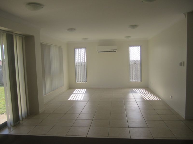 16 Chatterton Boulevard, Gracemere QLD 4702