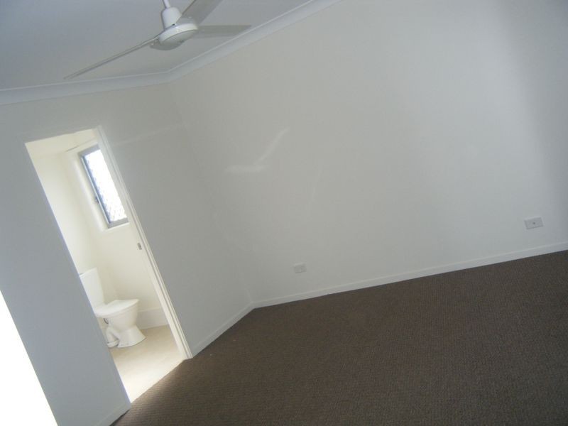 16 Chatterton Boulevard, Gracemere QLD 4702