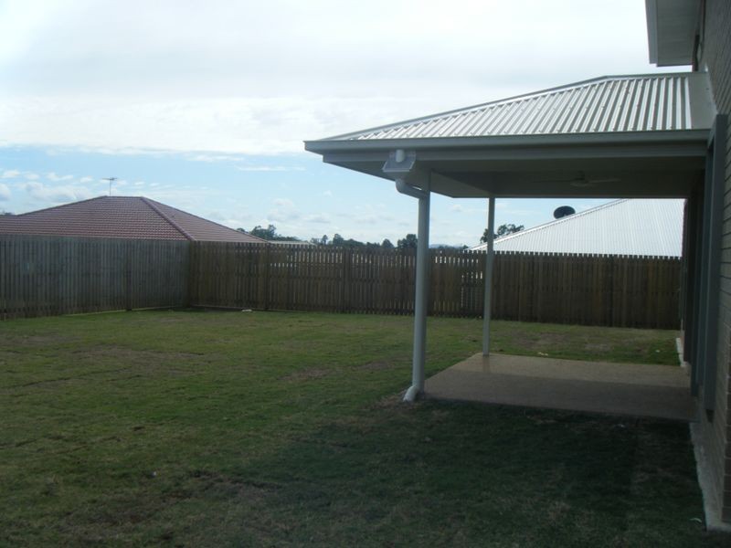 16 Chatterton Boulevard, Gracemere QLD 4702