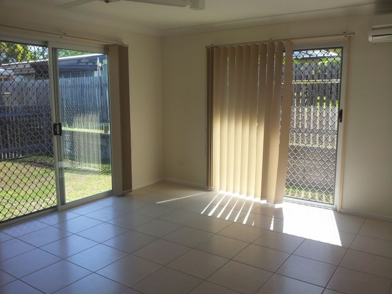 3/4 Private Street, Allenstown QLD 4700