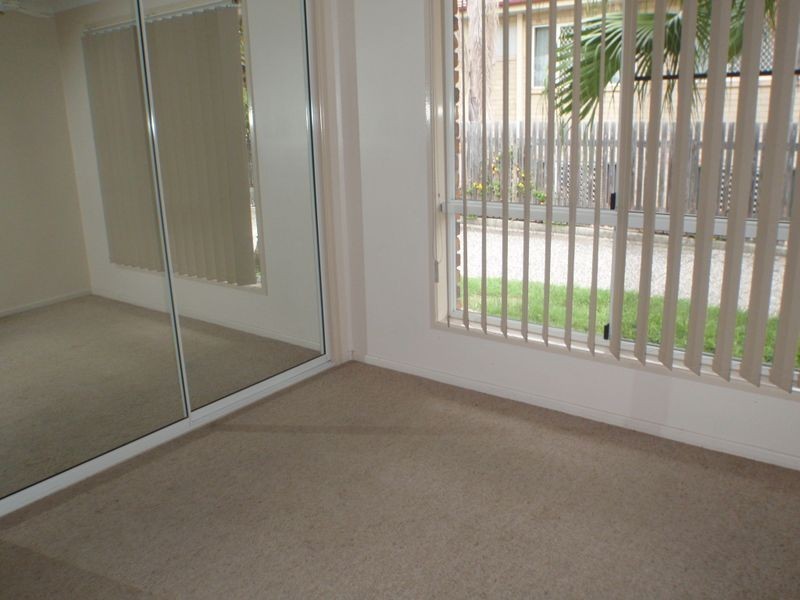 3/4 Private Street, Allenstown QLD 4700