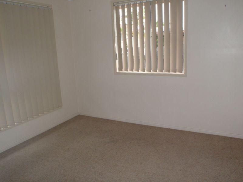 3/4 Private Street, Allenstown QLD 4700